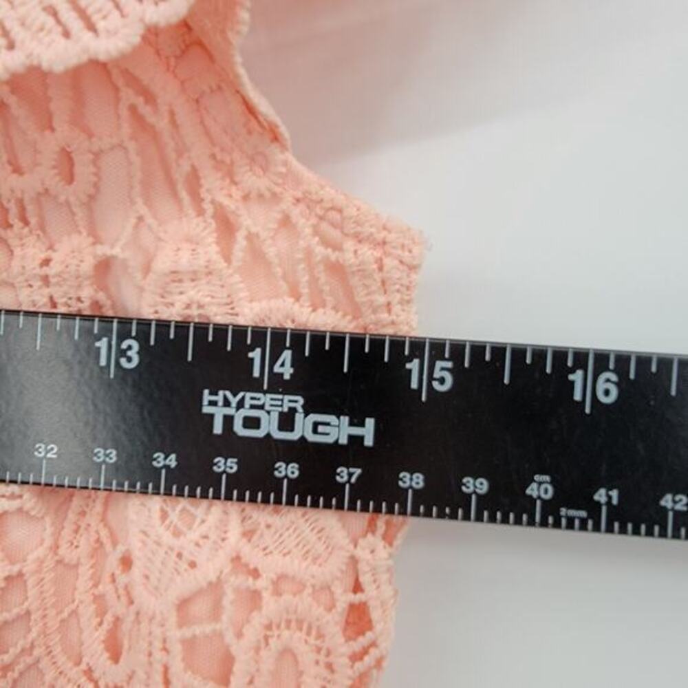 NEW Maniju Women's Pink Lace Crochet Off Shoulder Dress Size Medium - Picture 11 of 11